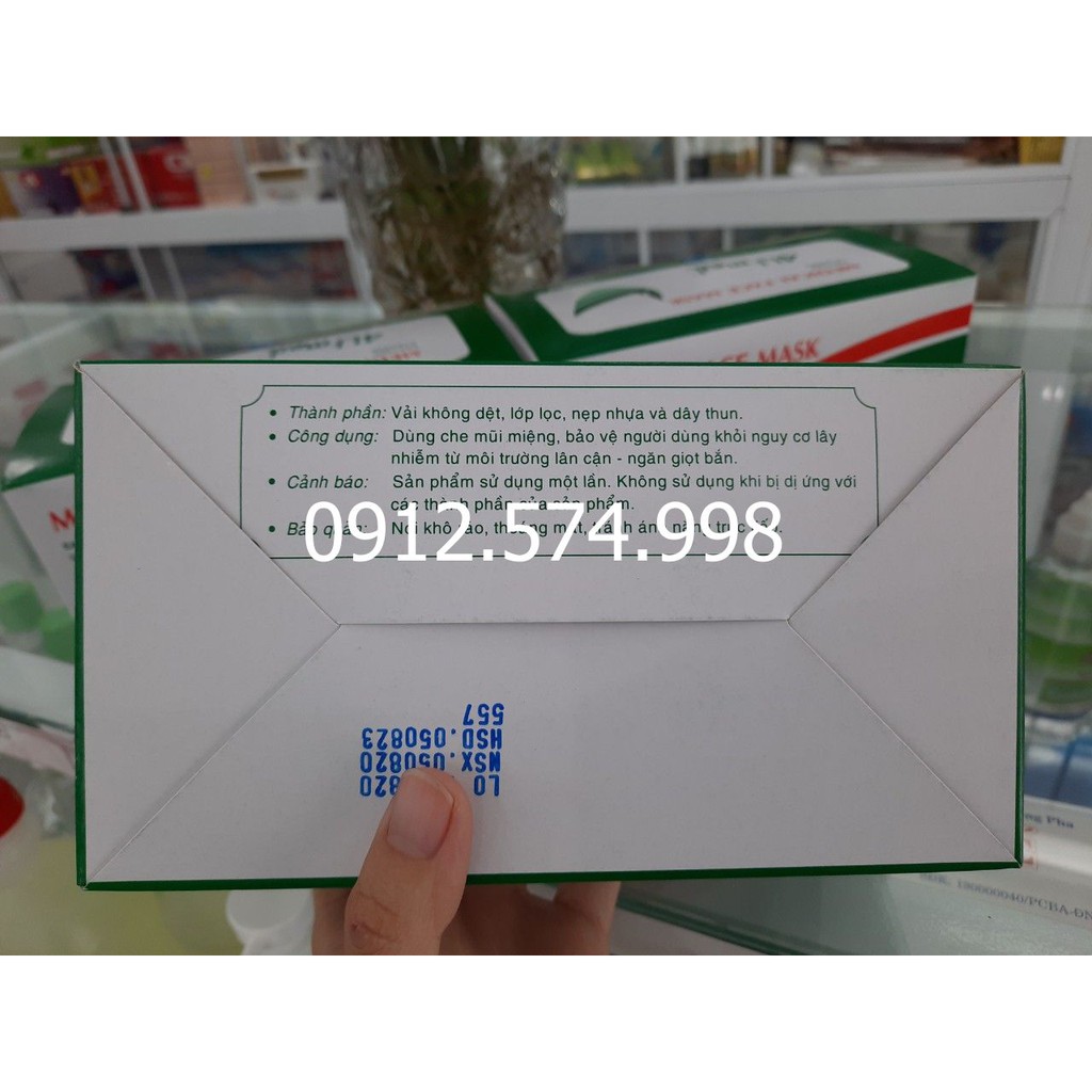 Khẩu trang y tế 4U màu trắng 3 lớp cao cấp