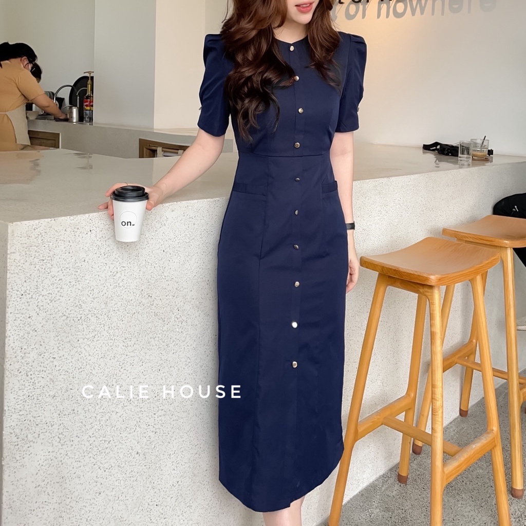Đầm midi dài nữ tính cổ tròn tôn dáng đứng form đính cúc thời trang thanh lịch Calie House V465 | BigBuy360 - bigbuy360.vn