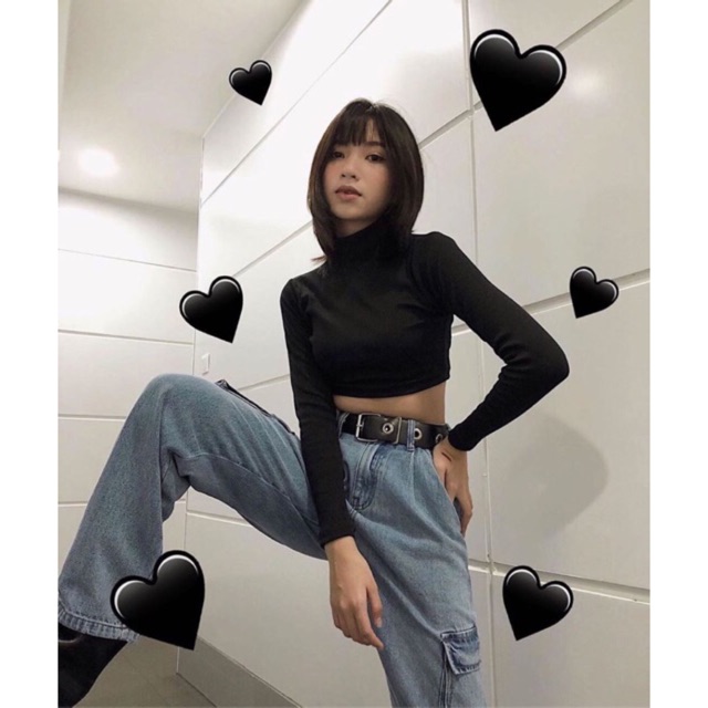 Croptop cổ lọ tay dài