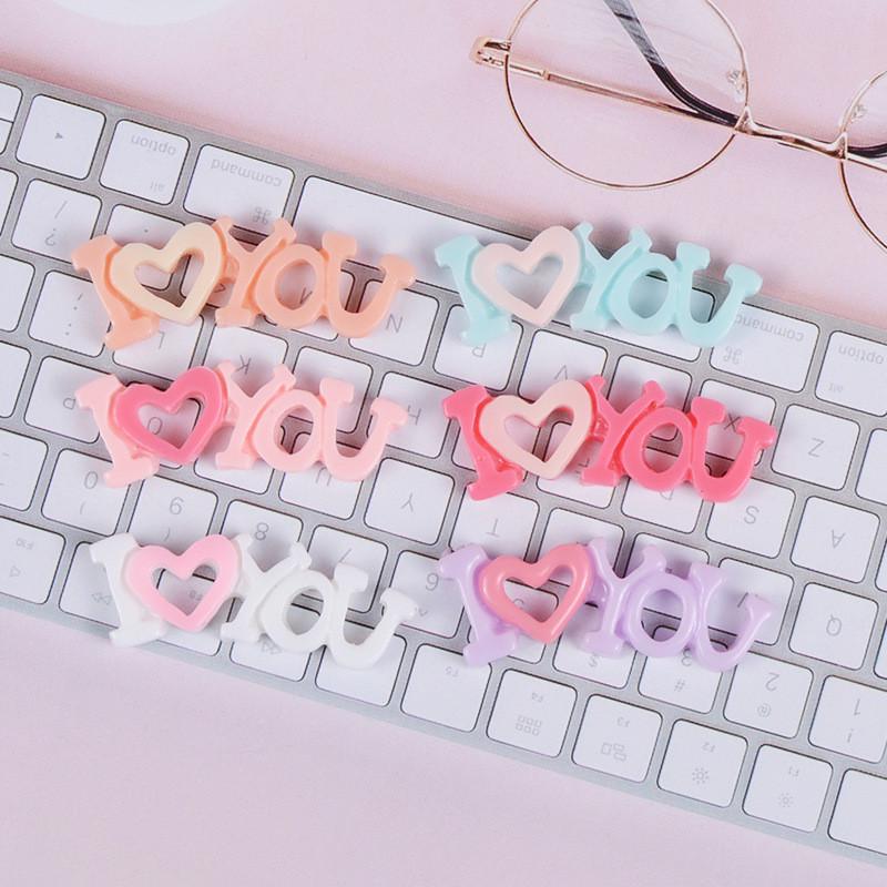 Sticker siêu dễ thương  hình chữ I LOVE YOU gắn dép sục Crocs