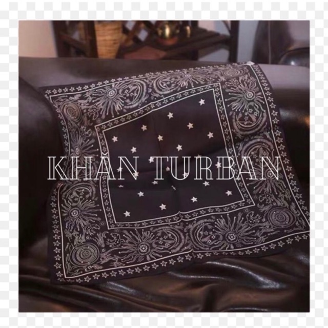 Khăn turban lụa vuông cao cấp choàng cổ size 70x70cm thanh lịch đa năng dùng làm áo yếm in hoa văn ngôi sao