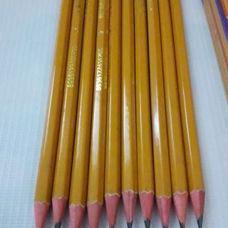 Combo 2 cây viết chì