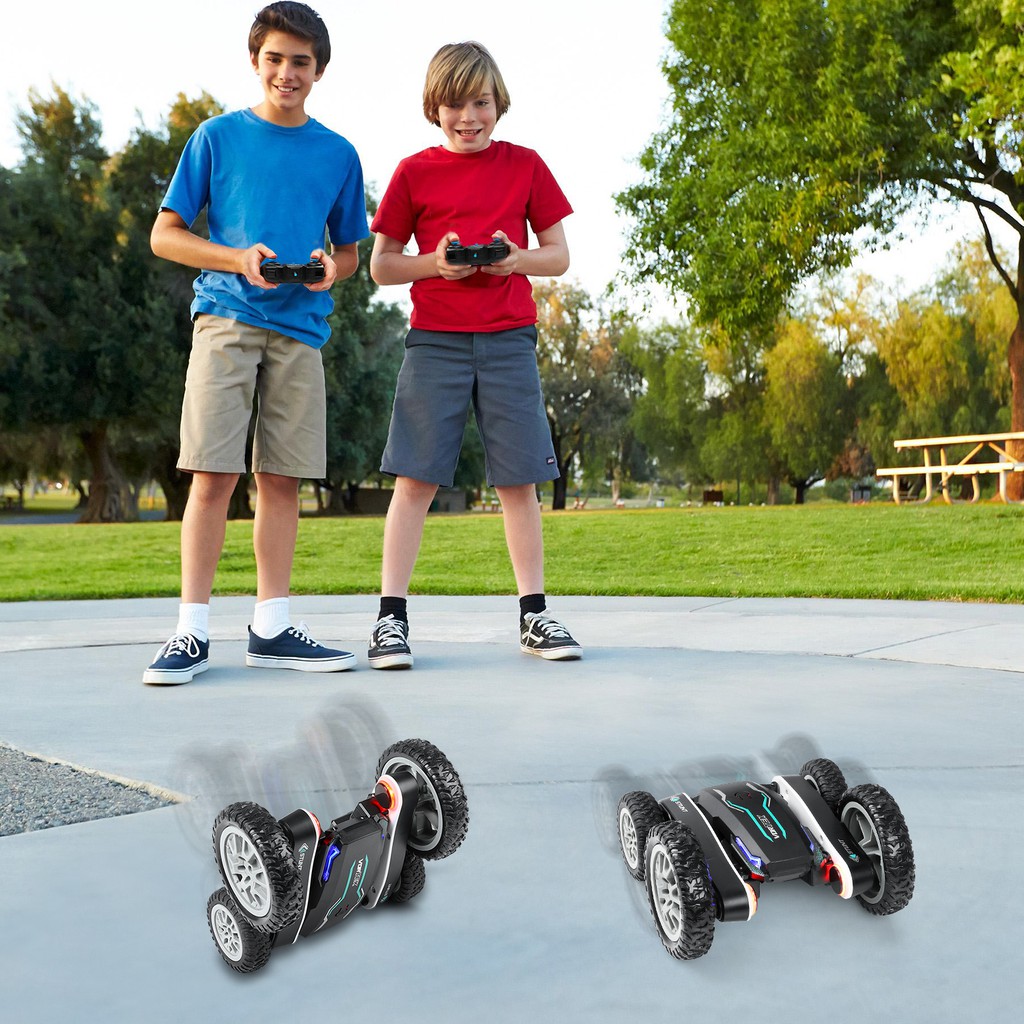 Ô tô điều khiển từ xa cho bé trai, Xe đua RC xoay 360 ° có đèn pha, Đồ chơi cho trẻ em trai 6-12 tuổi