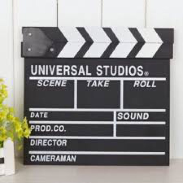 Bảng đạo diễn (Clapper Board) trang trí phong cách retro