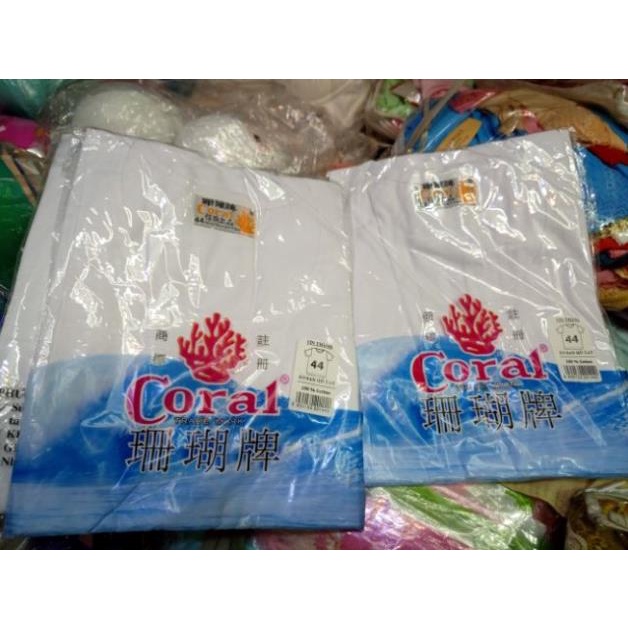 # Áo thun lót Coral có tay