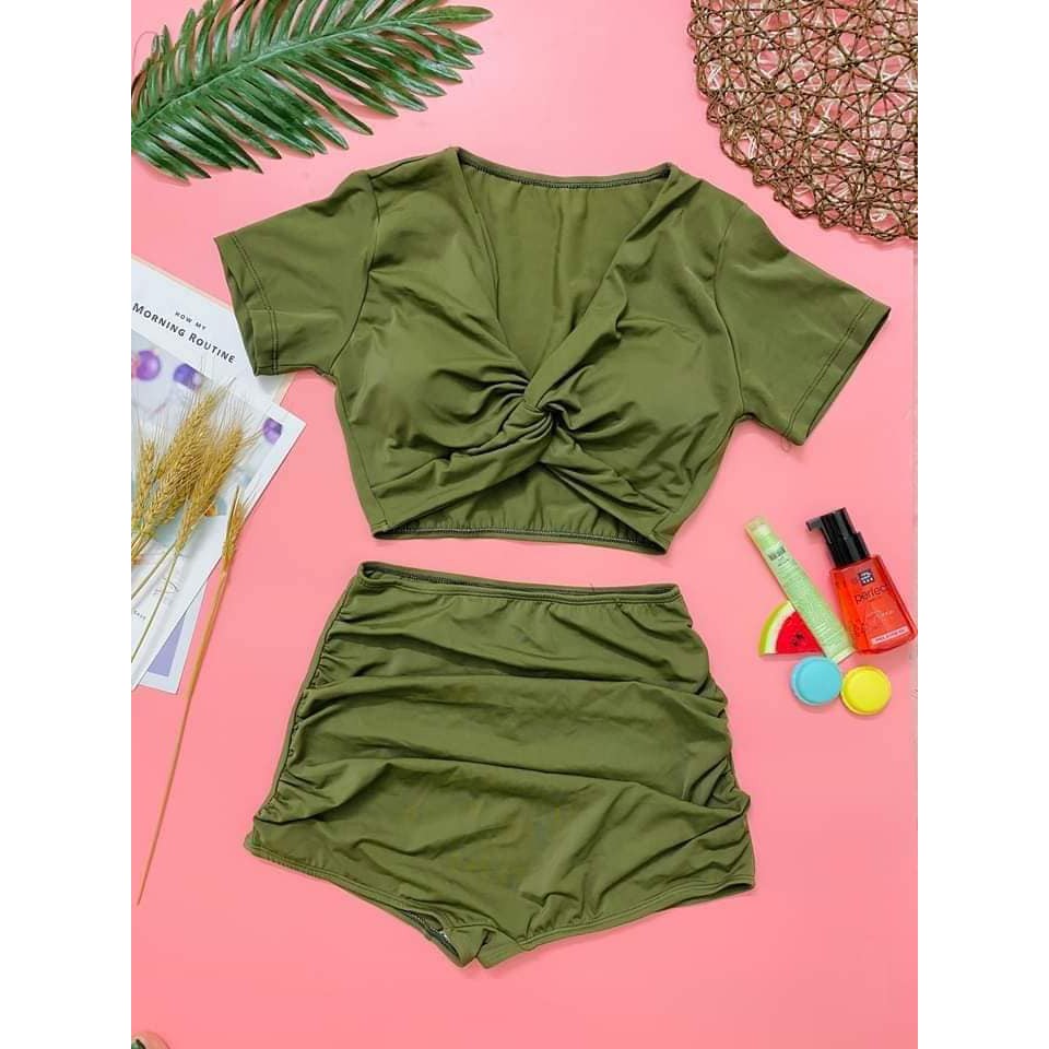 sét bơi hai mảnh