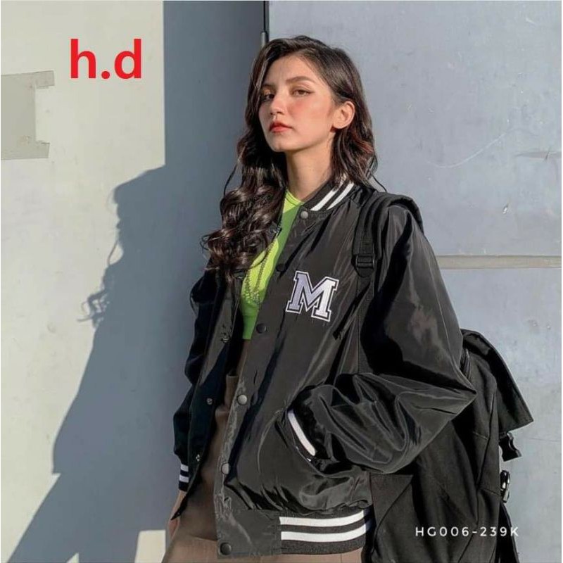 áo khoác bomber gió chữ M