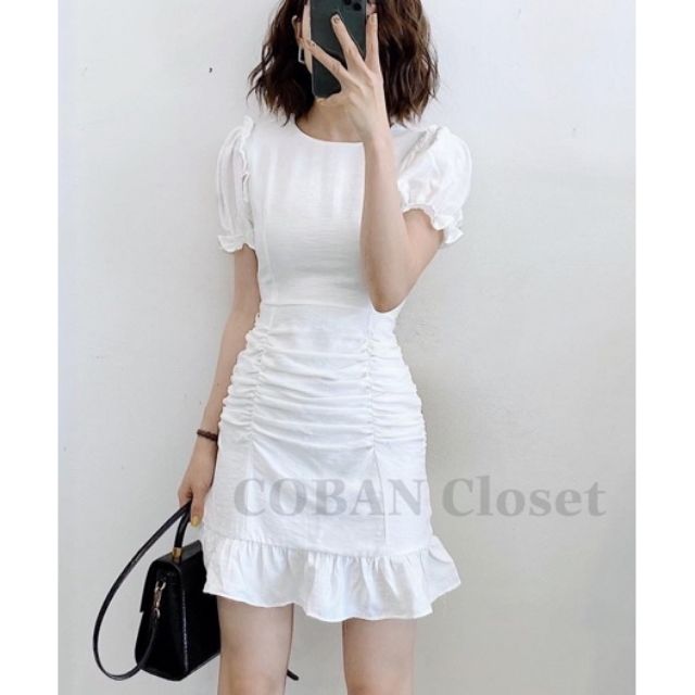 Váy trắng tay bèo