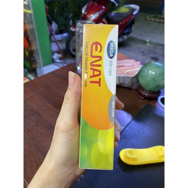 Kem Dưỡng Ẩm, Mờ Vết Nhăn Enat Natural Vitamin E Cream 30G