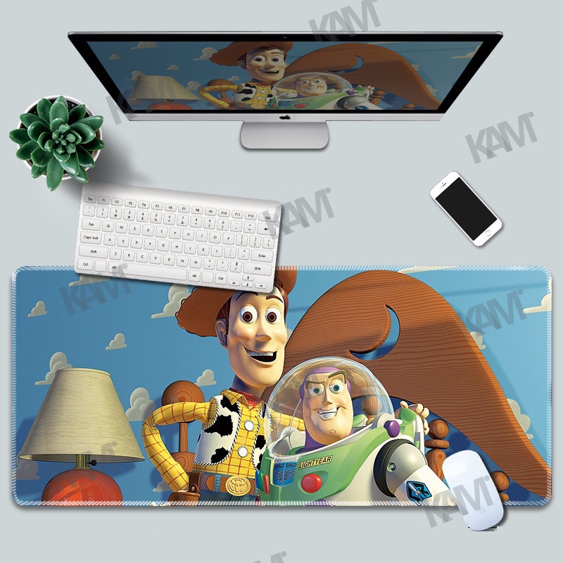 Kam Phim hoạt hình Đồ chơi Story Bàn di chuột lớn 800mmx300mm Bàn di chuột không thấm nước Tấm lót chuột Lotso dễ thương In HD Buzz Ánh sáng Năm văn phòng Bàn phím chuột Tấm trang trí phòng