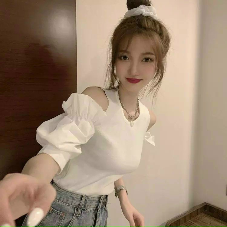 Áo thun nữ phối tay kate phồng rớt vai 2 màu trắng đen croptop NA