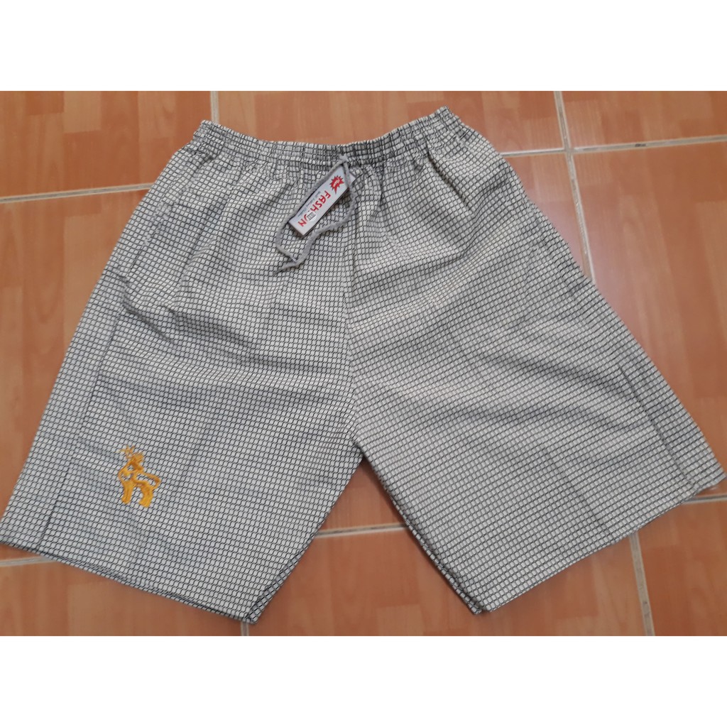 Quần đùi nam mặc ở nhà