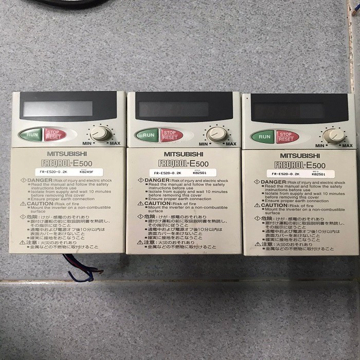 FR-E520-0.2K Biến tần cấp 1 pha hoặc 3 pha 220V 200W Mitsubishi