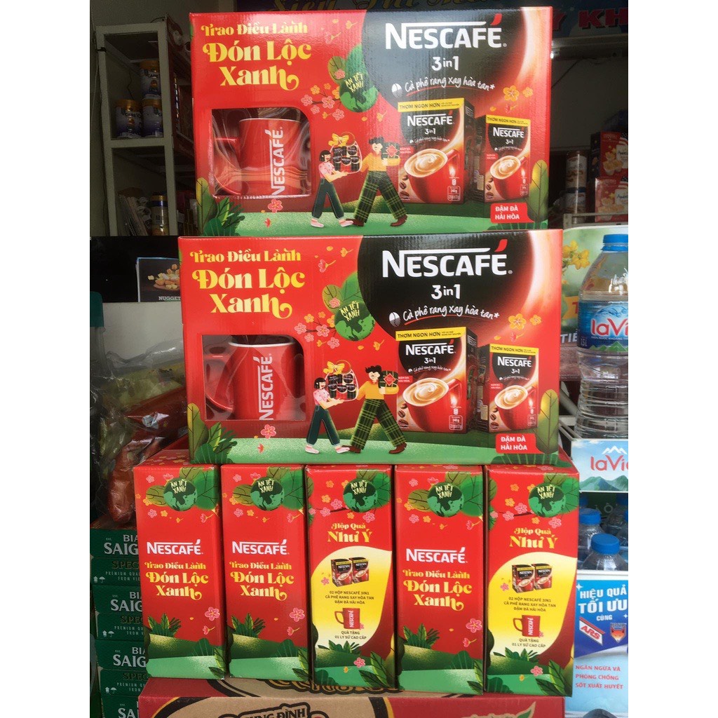 Hộp quà Tết Như Ý: [Tặng ly sứ Nescafé] 2 hộp Cà phê hòa tan Nescafé 3in1 đậm đà hài hòa (20 gói x 17g)/hộp