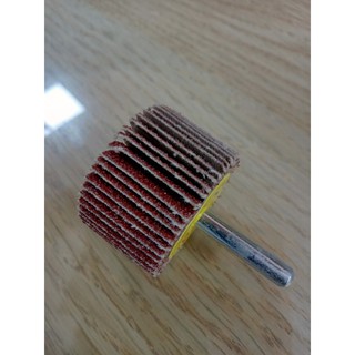 Nhám xếp cà rem 35x25x6