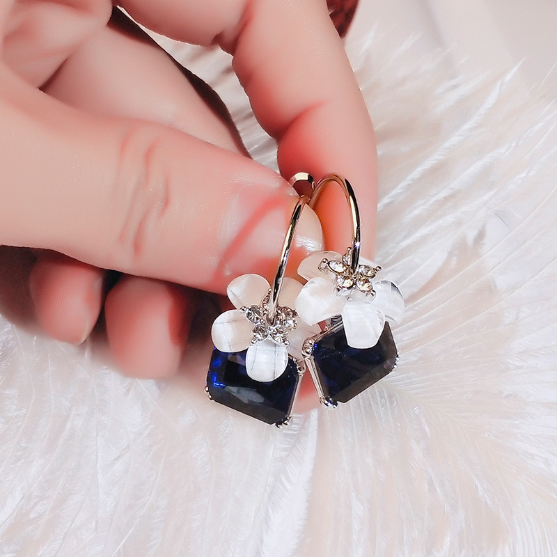 Exaggerated crystal flower blue rhinestone earrings