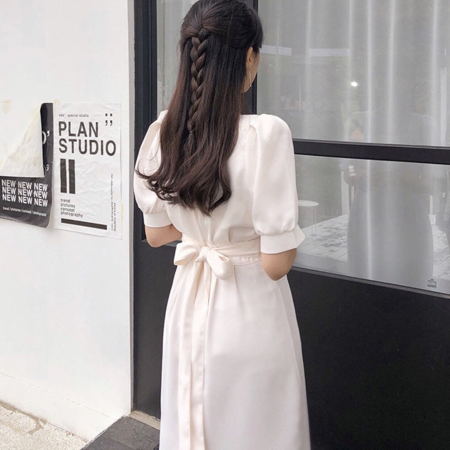 💥VÁY TRẮNG CỔ VUÔNG thắt nơ sau