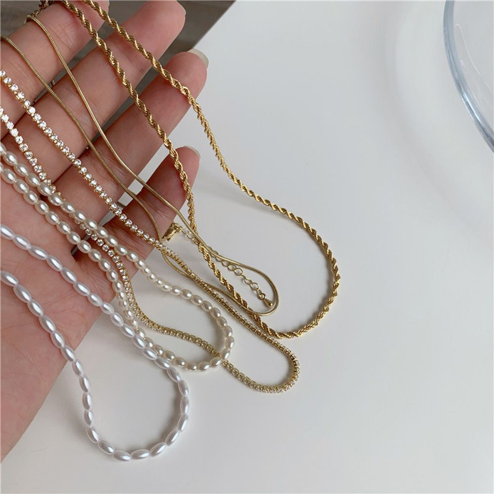 Vòng cổ mặt hình gấu đính đá zircon ngọc trai nhiều màu dễ thương cho nữ