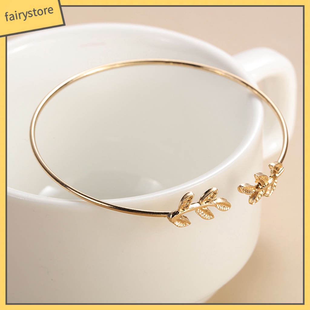 Vòng Tay Hở Hình Chiếc Lá Sáng Tạo Có Thể Điều Chỉnh Dành Cho Nữ