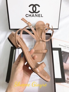 Sandal quai mảnh da bóng 2p