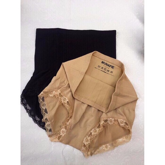 Quần gen bụng viền ren Munafie