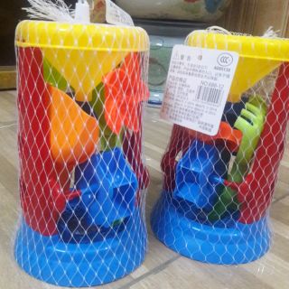 Đồ chơi xúc cát