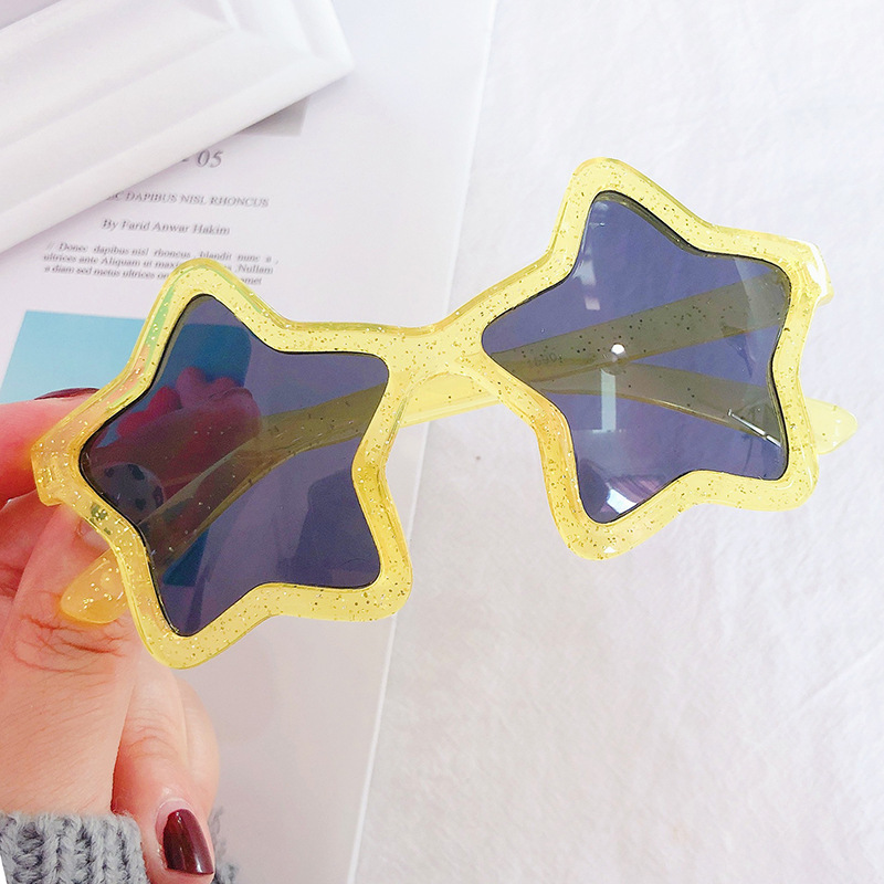 Kính mát hình ngôi sao năm cánh dành cho bé