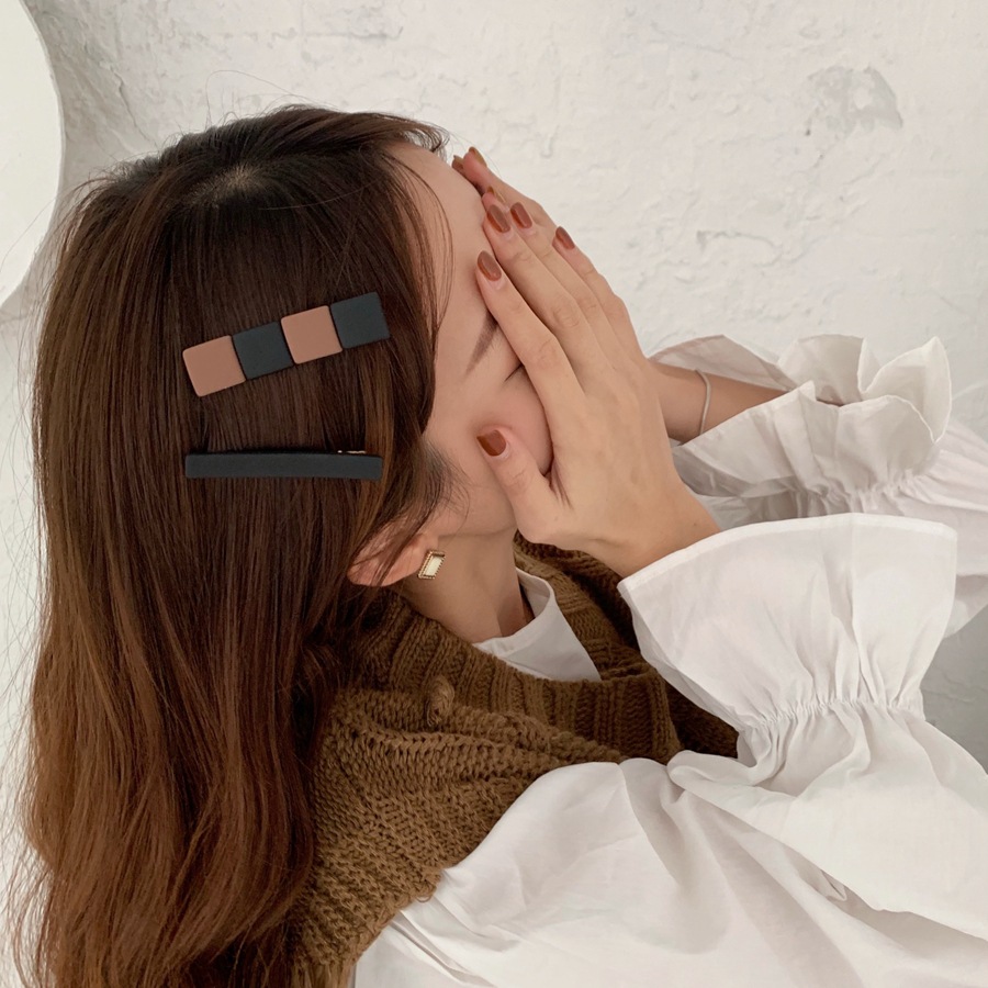 Bộ 2 kẹp tóc màu cà phê đơn giản phong cach retro cho nữ