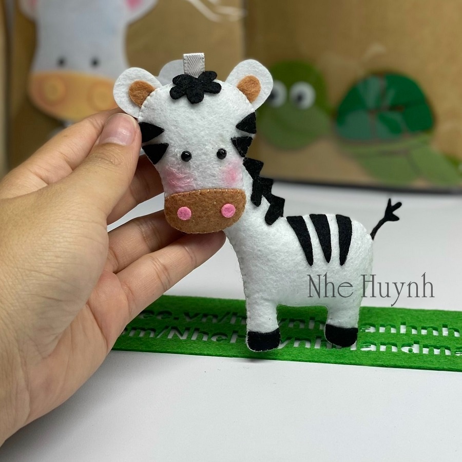 Móc Khóa Vải Nỉ Ngựa Vằn (A012)