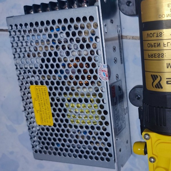 Adapter SONY  12v 5A-MEANWELL 12v 8.5A - dùng cho bơm mini 12v Đơn và ĐÔI