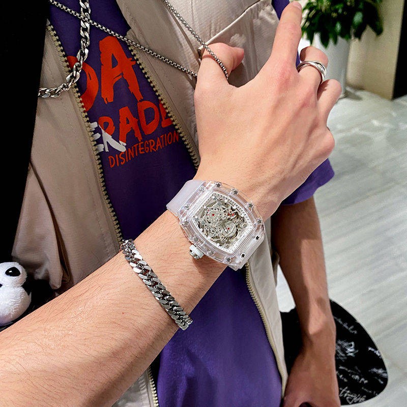 đồng hồ nam Richard Mille hoàn toàn tự động và đẹp trai