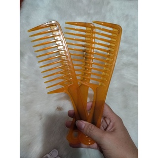 lược chải tóc răng thưa