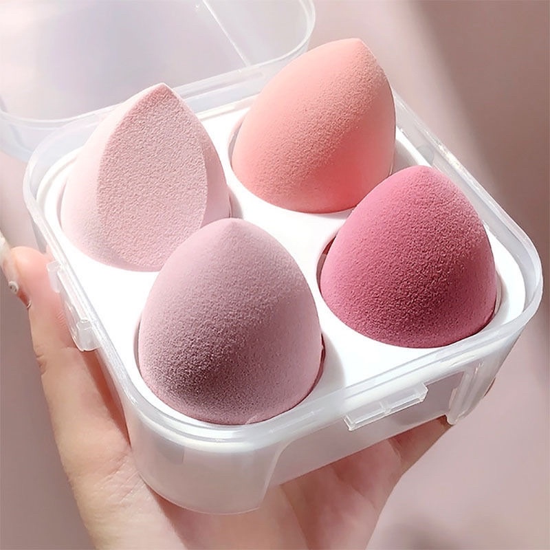 Hộp 4 Bông Mút Tán Kem Nền Có Hộp Mềm Mại Cao Cấp