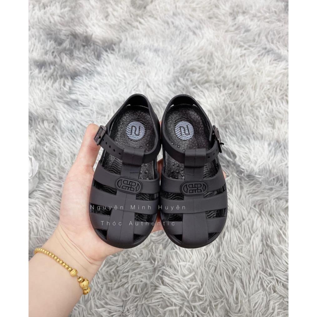 HOT Dép rọ đen bé trai River island
