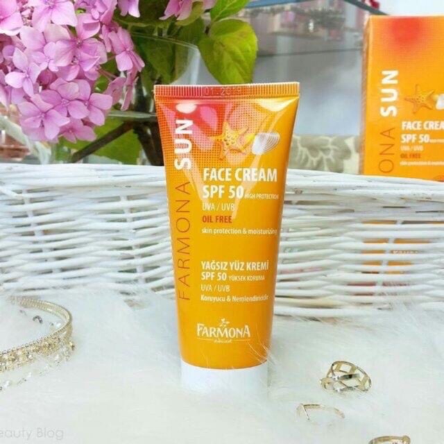 Kem Chống Nắng Farmona Sun Face Cream Oil Free Spf50 Cho Da Dầu