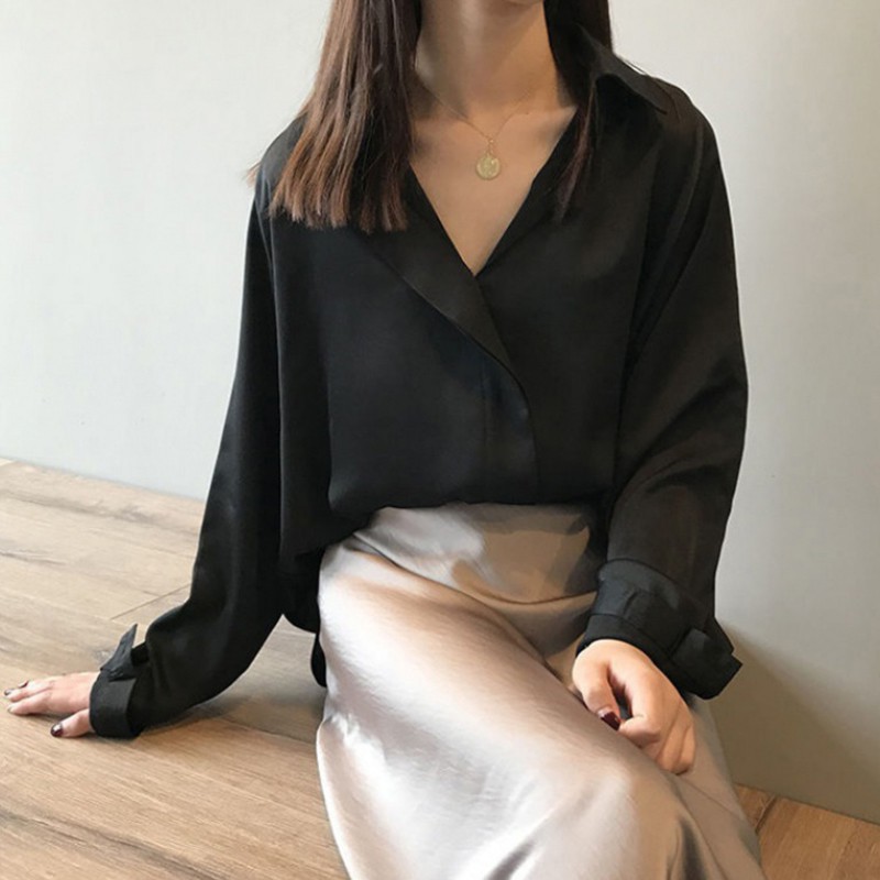 Áo sơ mi cổ chữ V tay dài màu trơn dành cho phái đẹp