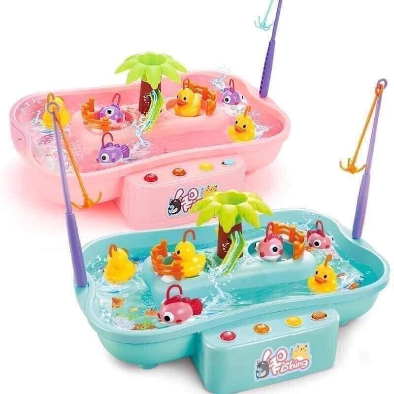 Bộ đồ chơi câu vịt + cá tạo dòng chảy có nhạc cho bé