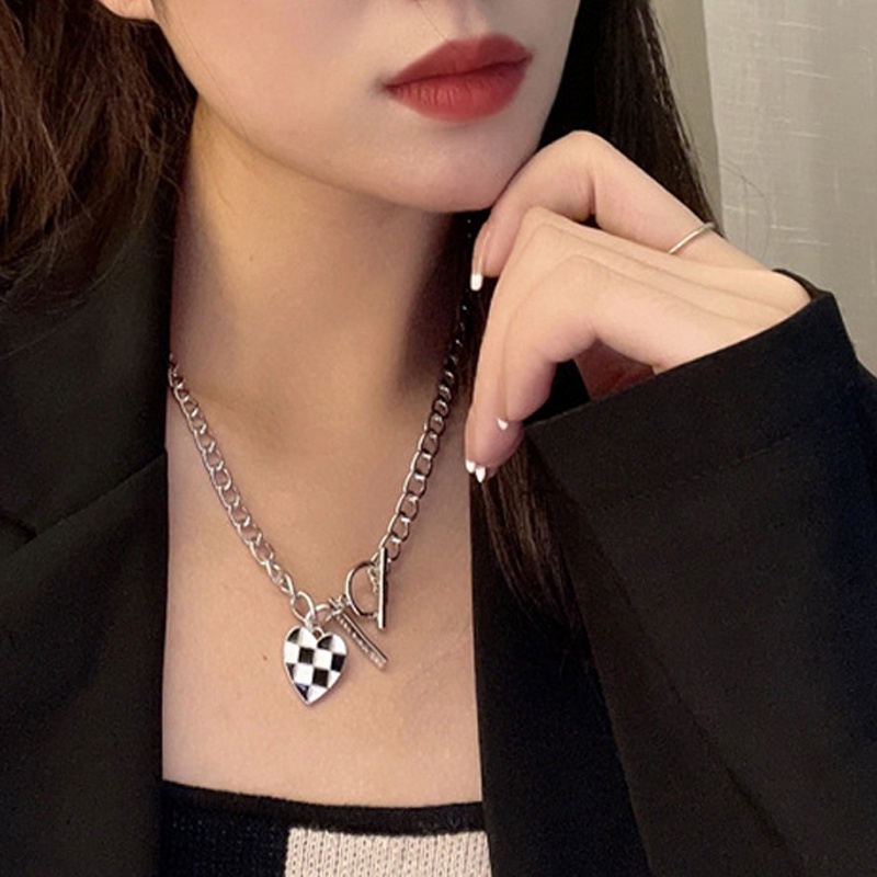 Vòng cổ Mặt Hình Bàn Cờ Phong Cách Hàn Quốc Cho Nữ