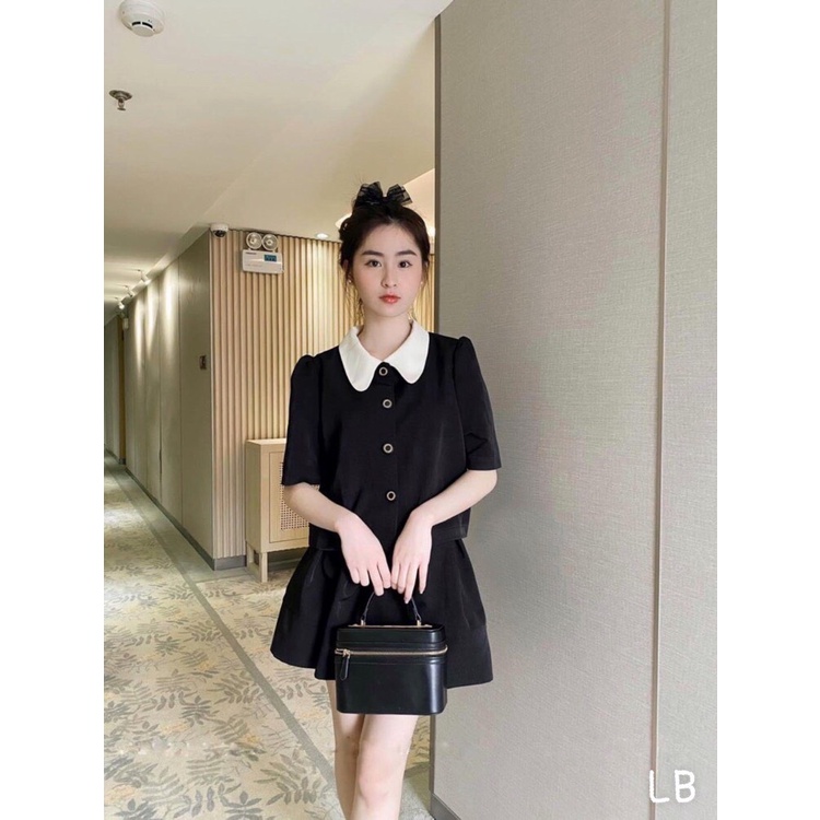Set áo dáng croptop phối cổ sen trắng mix chân váy cạp chun kèm quần trong dễ mặc