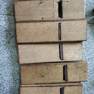 Bào gỗ thép thủ công