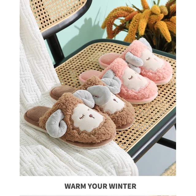 Dép lông mang trong nhà