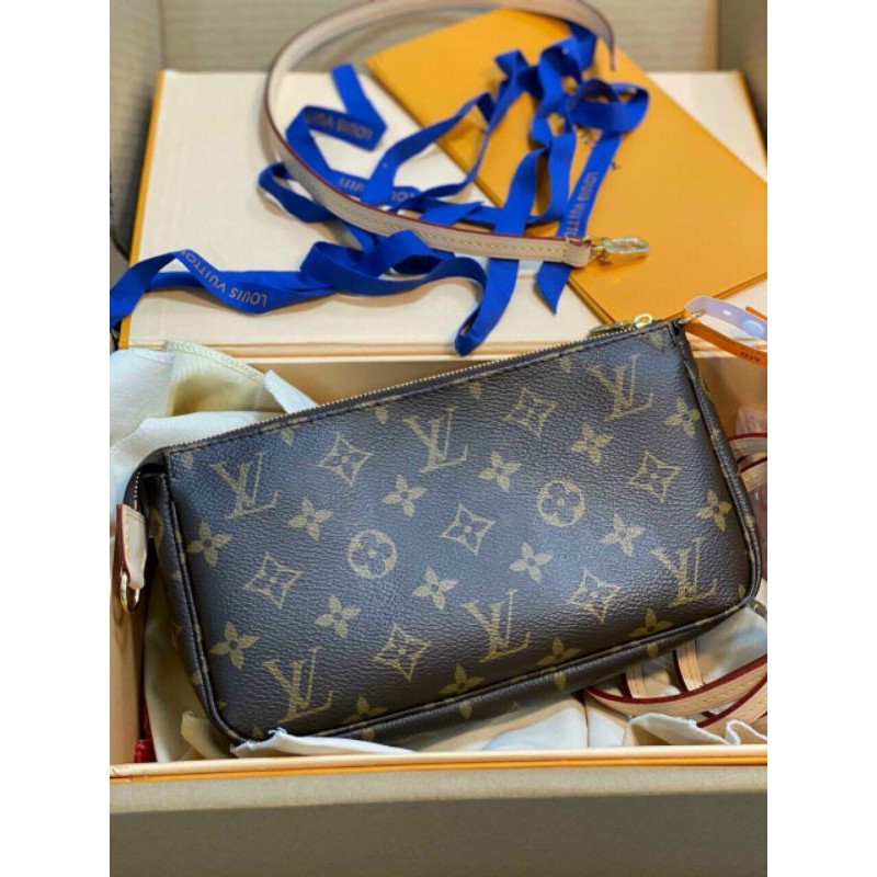 - Túi LV Pochette M40712