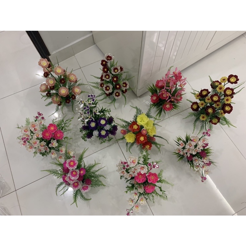 Chậu hoa cao 50cm ngang 25cm .
