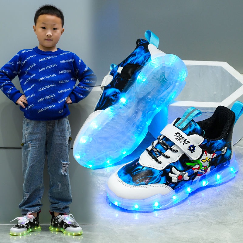 Giày Thể Thao Có Đèn Phát Sáng Nhiều Màu Sắc Hình Ultraman Dễ Phối Đồ Thời Trang Xuân Thu Cho Bé Trai