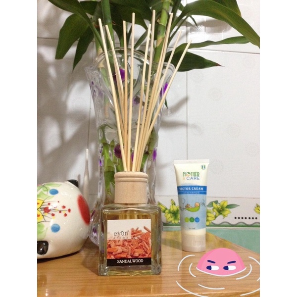 Tinh dầu khuếch tán Eyun Aroma 150ml mùi Sandalwood