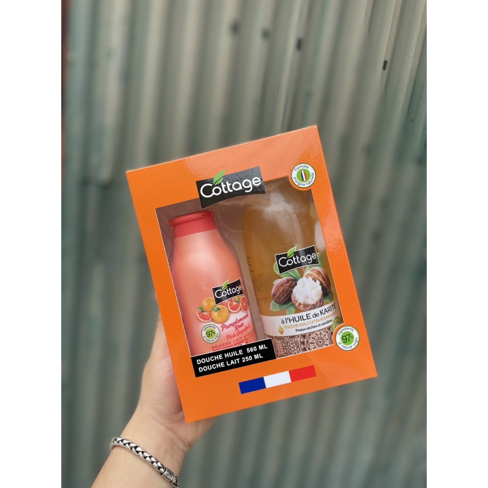 Set hộp quà tặng bộ đôi sữa tắm và tẩy tế bào chết Cottage cao cấp - Hàng chính hãng
