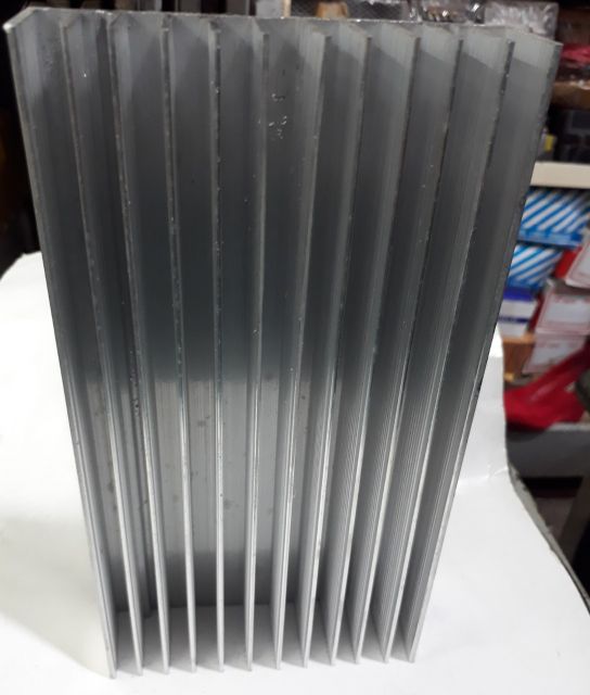 Tấm NHÔM tản nhiệt 20cm  -12 cánh  bộ 2 chiếc