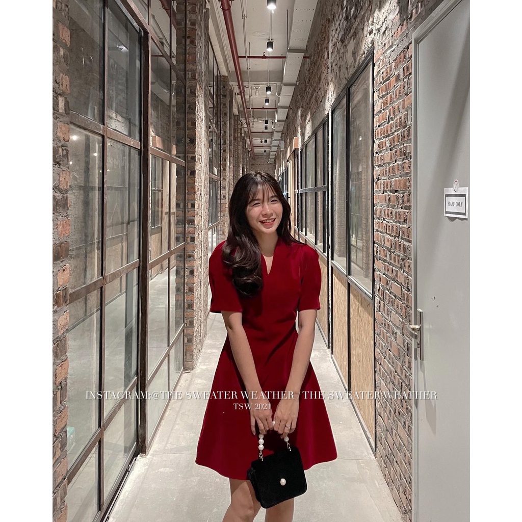 (Ảnh thật) Váy nhung dáng xoè cổ V tay bồng the.sweaterweather TSW | BigBuy360 - bigbuy360.vn