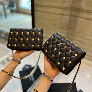 Túi đeo chéo cầm tay mini WALLET ON CHAIN NEW da mịn đính charm khoá vàng có hộp