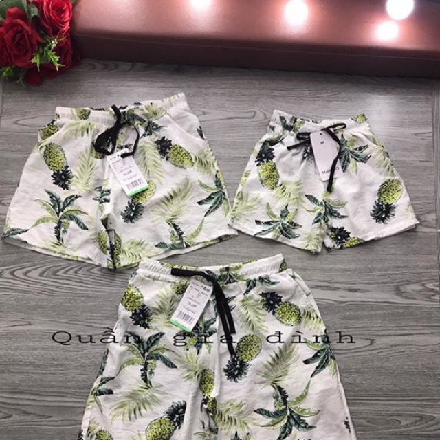 Quần gia đình hot hot hot